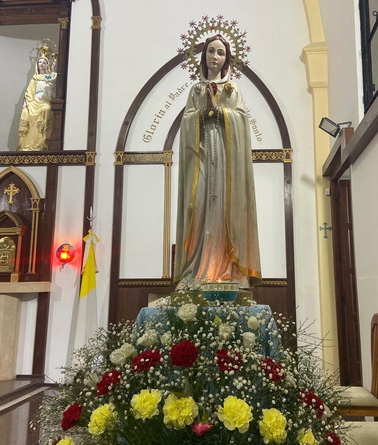 La corona de oro de la Rosa Mística fue robada en La Plata Foto: Facebook