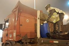 Hallazgo de Gendarmeria en un bidón plástico Foto: Gendarmeria Nacional