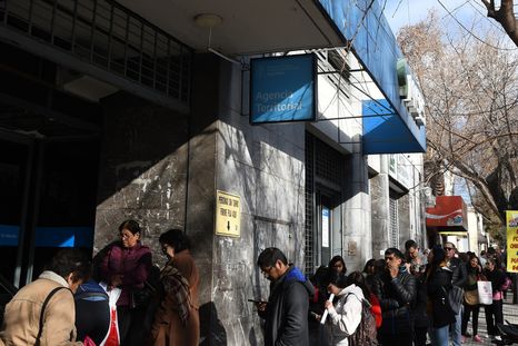 Muchos trámites de Anses ya se pueden realizar desde la app mi Anses o la web. Muchos trámites de Anses ya se pueden realizar desde la app mi Anses o la web.