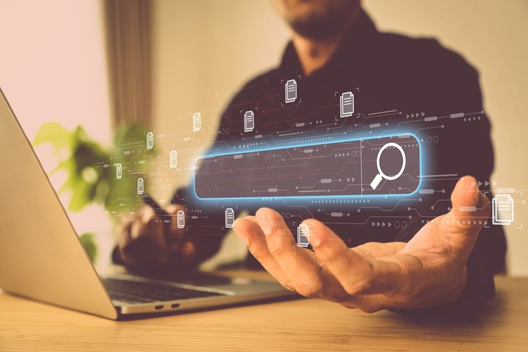 Los chatbots usan contenido de Wikipedia, pero no redirigen tráfico a la fuente. Los chatbots usan contenido de Wikipedia, pero no redirigen tráfico a la fuente.