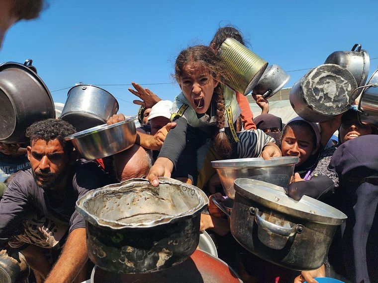 Desacuerdos impiden entrada de suministros a la zona en conflicto, donde las condiciones para el acceso se deterioran rápidamente.
