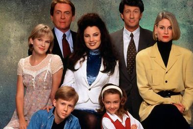 MDZol | Vivir en un auto y renacer en la fama: la inesperada historia de una estrella de La niñera La niñera tuvo un gran éxito durante su tiempo de emisión. Foto: Archivo