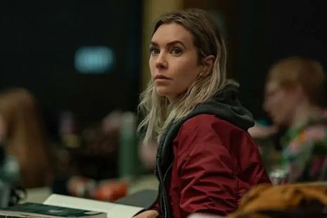 Julia Fox, Randall Park y Michael Kelly completan el reparto de este éxito de Netflix. / Netflix Julia Fox, Randall Park y Michael Kelly completan el reparto de este éxito de Netflix. / Netflix