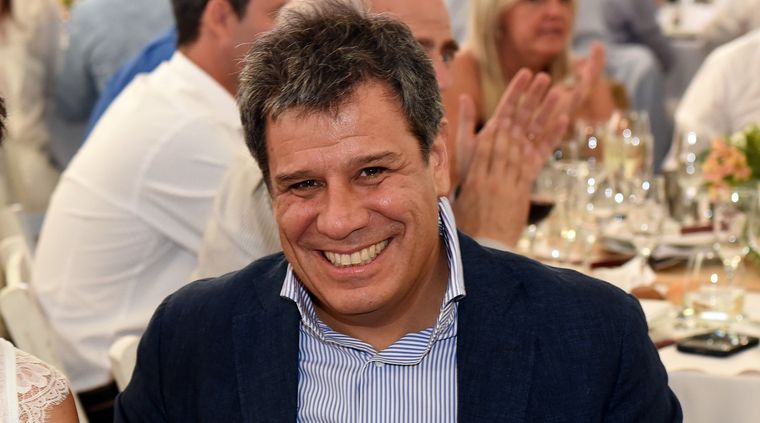 El neurólogo anunció su precandidatura por la UCR y, fiel a su carrera, en sus primeras declaraciones habló sobre salud mental Foto: ALF PONCE MERCADO / MDZ