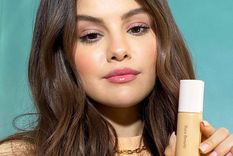 Selena Gómez En París. Foto: @selenagomez @rarebeauty