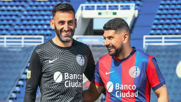 Torrico y Ortigoza, dos ídolos de San Lorenzo que se retiran frente a su gente.