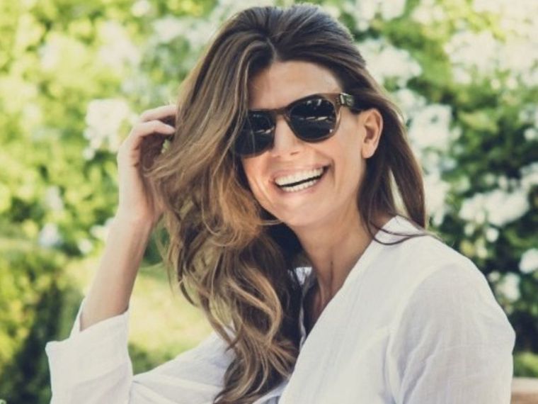El look casual y chic de Juliana Awada.