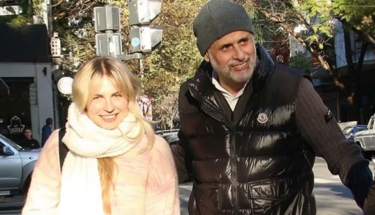 La pareja llegó a su fin. La pareja llegó a su fin.