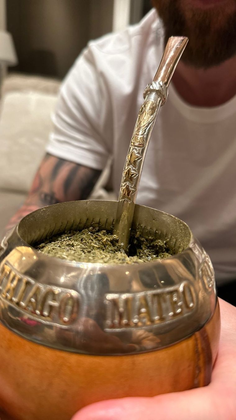 La nueva bombilla de Messi La bombilla de Leo, con la Copa del Mundo y las tres estrellas. Foto: Archivo