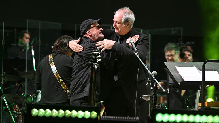 Un abrazo final que no necesitó palabras. Un abrazo final que no necesitó palabras.