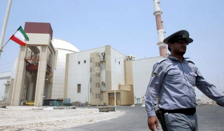 Irán y una de sus centrales nucleares, vigiladas por el OIEA. Foto Efe Irán y una de sus centrales nucleares, vigiladas por el OIEA. Foto Efe