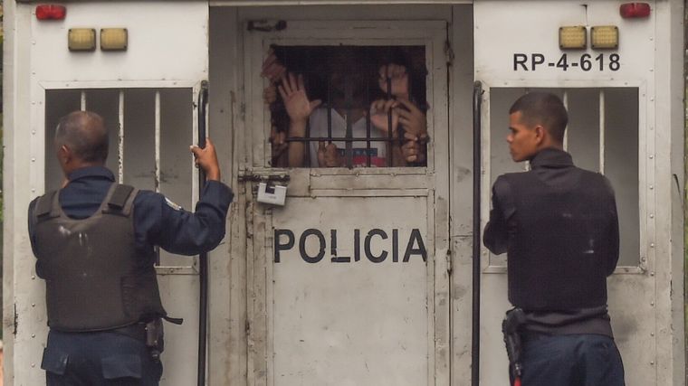 La Policía venezolana asume constantes denuncias por su accionar. Foto: TheEpochTimes.