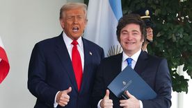 Gemelos, pero en lugar de Schwarzenegger y De Vito, el mundo real muestra a Milei y Trump con líderes de un nuevo proceso. Gemelos, pero en lugar de Schwarzenegger y De Vito, el mundo real muestra a Milei y Trump con líderes de un nuevo proceso.