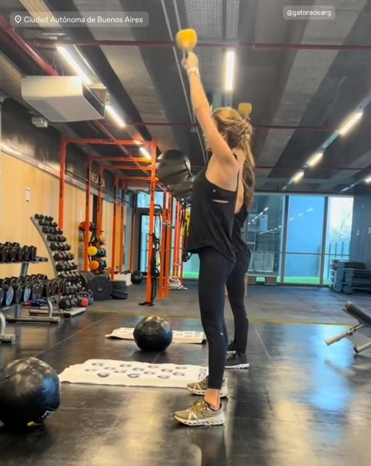 Juliana Awada llevó un look all black para entrenar. Juliana Awada llevó un look all black para entrenar.