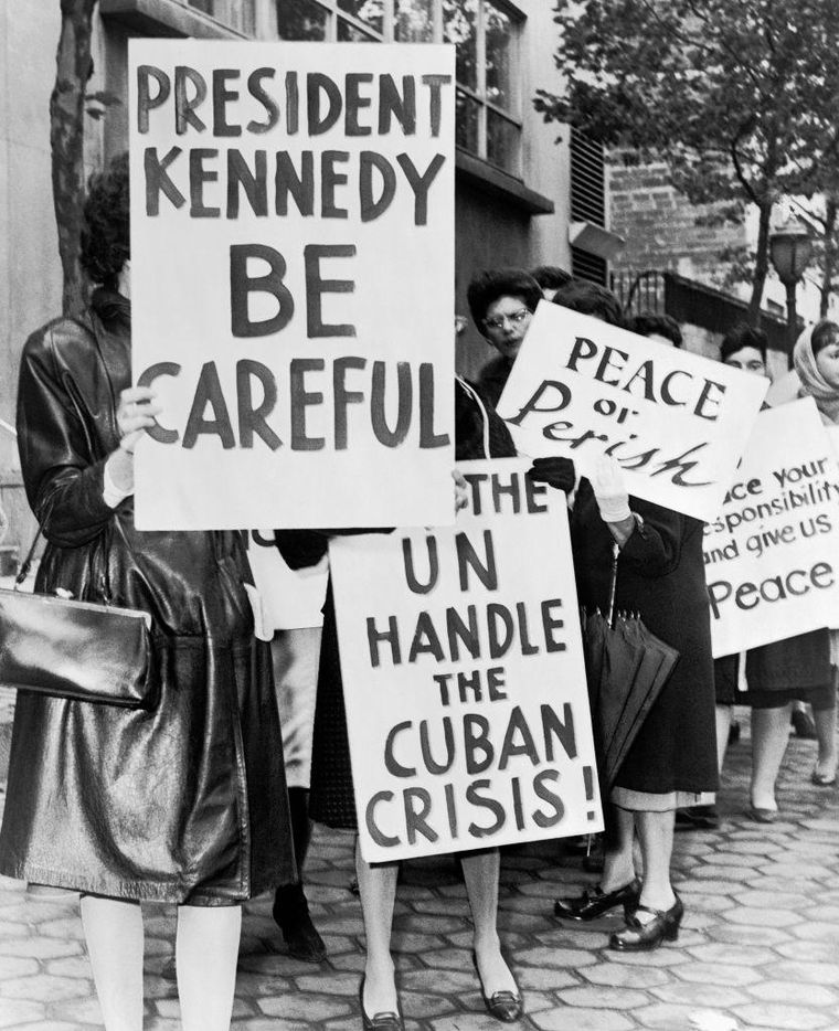 La crisis de los misiles en 1962 puso al mundo al borde de la tercera guerra mundial.