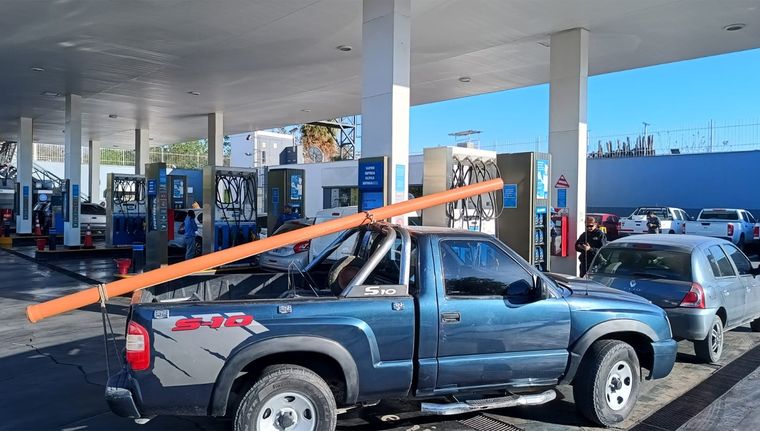 El Gobierno busca aumentar el corte con biocombustibles en nafta y gasoil para reducir la presión de los precios por la guerra en Medio Oriente.