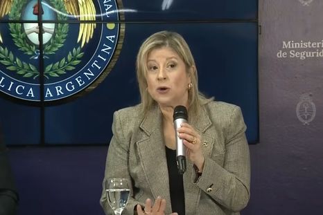 Durante su intervención, Monteoliva puso especial énfasis en la necesidad de desentrañar los factores de vulnerabilidad y los contextos que precedieron al trágico desenlace. Durante su intervención, Monteoliva puso especial énfasis en la necesidad de desentrañar los factores de vulnerabilidad y los contextos que precedieron al trágico desenlace.