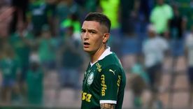 El flamente refuerzo de River, Aníbal Moreno, y sus llamativos tatuajes que arrasaron en redes sociales. El flamente refuerzo de River, Aníbal Moreno, y sus llamativos tatuajes que arrasaron en redes sociales.