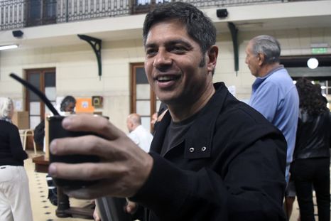 Axel Kicillof junta a los intendentes no kirchneristas. Axel Kicillof junta a los intendentes no kirchneristas.