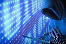 Alerta por hackeos a un sitio web para adultos.