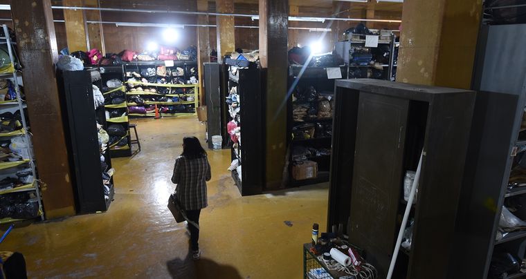 Más de 140.000 bienes se encuentran en los depósitos de Giol Foto: Walter Moreno/Mdz
