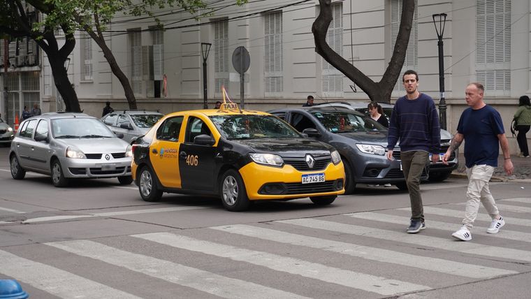 El taxista fue detenido en Las Heras junto a su pareja. Imagen ilustrativa.