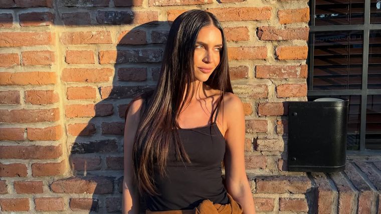 Mirá el look de Zaira Nara. Mirá el look de Zaira Nara.