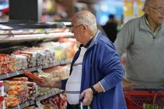 Alimentos y bebidas fueron de los productos que más aumentaron desde fin de año, pero ahora parece estar moderándose las subas. Foto: NA