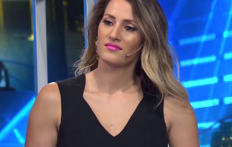 MICA VICICONTE FUE DURAMENTE CRITICADA TRAS LO SUCEDIDO CON NICOLE NEUMANN. LA MUJER DEL POROTO CUBERO SE GANÓ EL ENOJO DEL PANEL DE LAM.