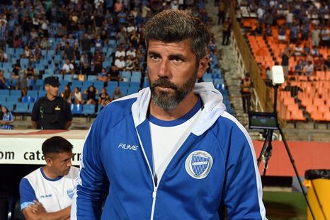 Ernesto Pedernera dirigió al Tomba en el comienzo del año en Primera División. Ernesto Pedernera dirigió al Tomba en el comienzo del año en Primera División.