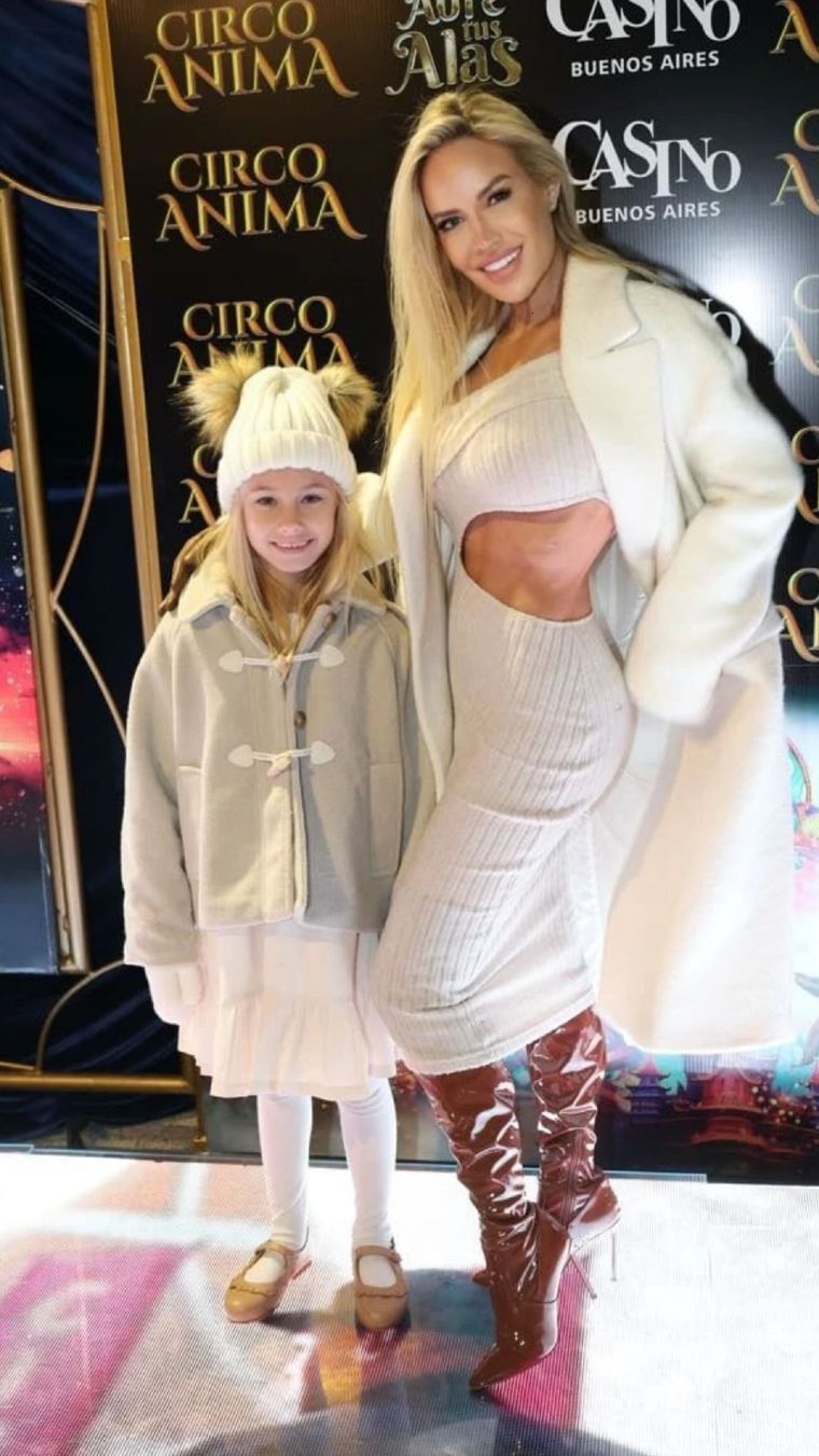 Luli Salazar fue con Matilda. Fuente. Instagram.