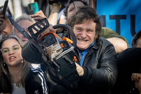 La campaña electoral que llevó a Javier Milei a la presidencia argentina en 2023 contó con asesoramiento de Cerimedo.