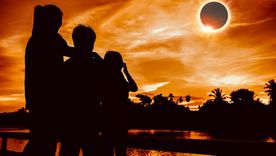 El próximo eclipse será solar y parcial. Foto: Shutterstock