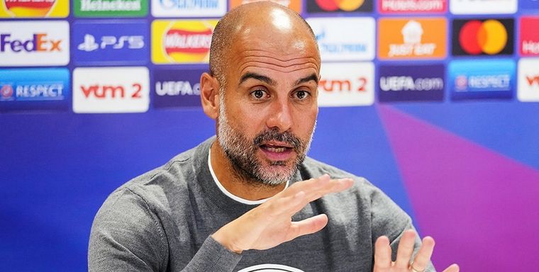 Guardiola no sabe cómo parar a Messi Foto: Manchester City