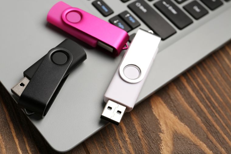 El pendrive ya no es el comodín: hoy la elección pasa por velocidad, capacidad y compatibilidad.