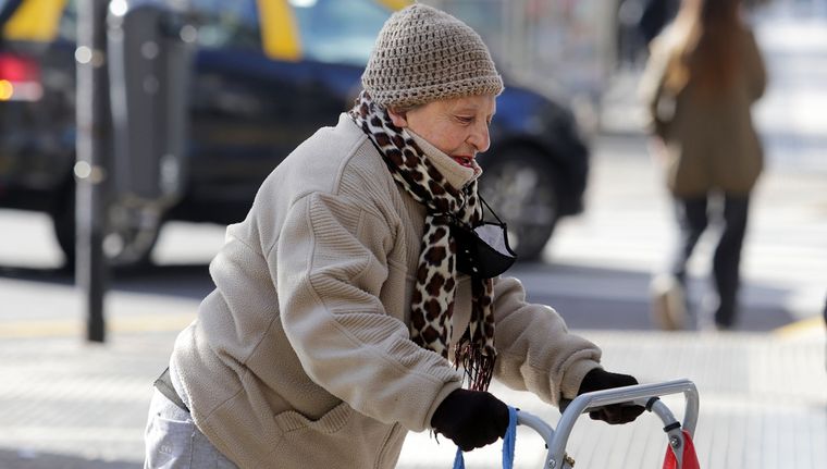 Los jubilados son uno de los grandes perdedores frente al ajuste de la era Milei. Foto: NA