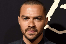 JESSE WILLIAMS ES VÍCTIMA DE LA FILTRACIÓN DE UN VIDEO EN INTERNET. EL ACTOR FUE FILMADO TOTALMENTE DESNUDO.