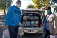 Personal educativo y voluntarios llevaron los alimentos hasta las casas de los alumnos beneficiados