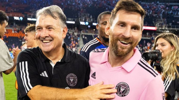Martino y Messi esperan por Palavecino. Foto: @InterMiamiCF