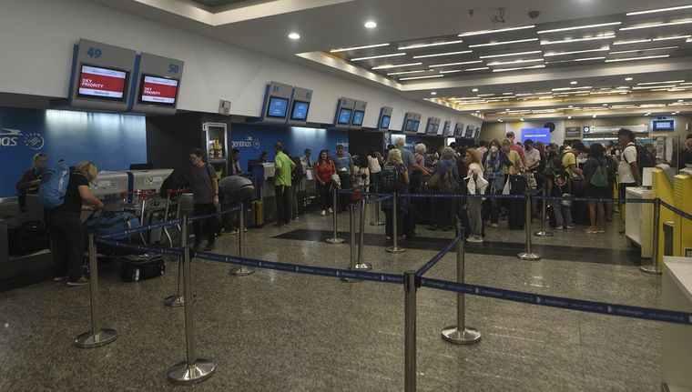 El movimiento aéreo de cabotaje tuvo otra caída en junio y es el tercer mes consecutivo de baja Foto: Juan Mateo Aberastain Zubimendi