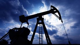 el petroleo se desploma ante las senales de paz: el brent perfora los us$100 y vuelve a dos digitos