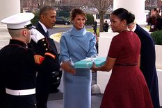 melania trump vs. michelle obama: duelo de estilos de primeras damas