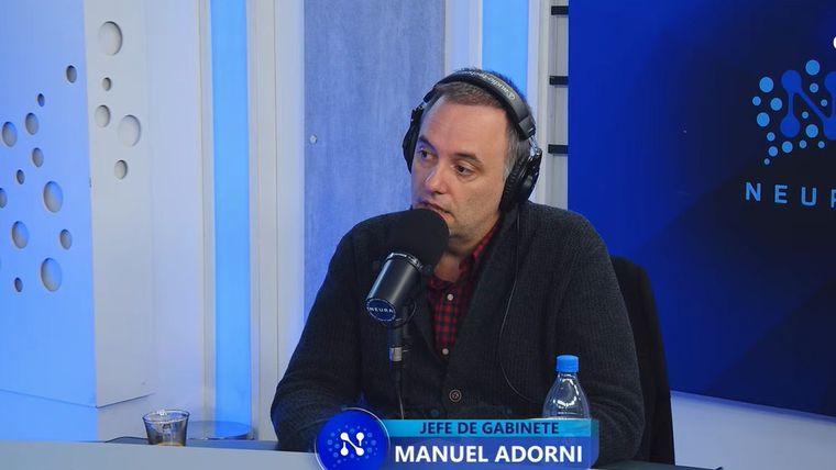 Manuel Adorni habla en medio del escándalo judicial que golpea al Gobierno.