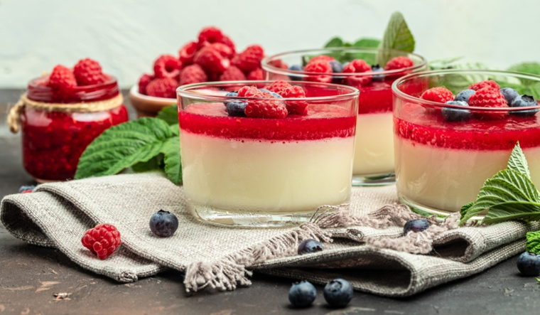 Panna cotta con frutos rojos: el postre perfecto para cualquier ocasión Foto: Shutterstock