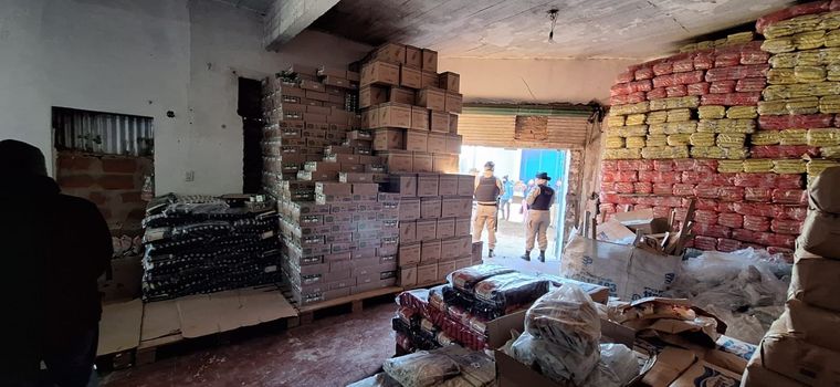 Los alimentos almacenados en galpones de movimientos sociales Foto: Ministerio de Seguridad