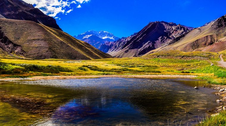 El cerro Aconcagua es uno de los atractivos turísticos más importantes de Mendoza. Foto: shutterstock.com