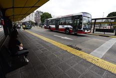 El servicio de colectivos sigue afectado en el AMBA
