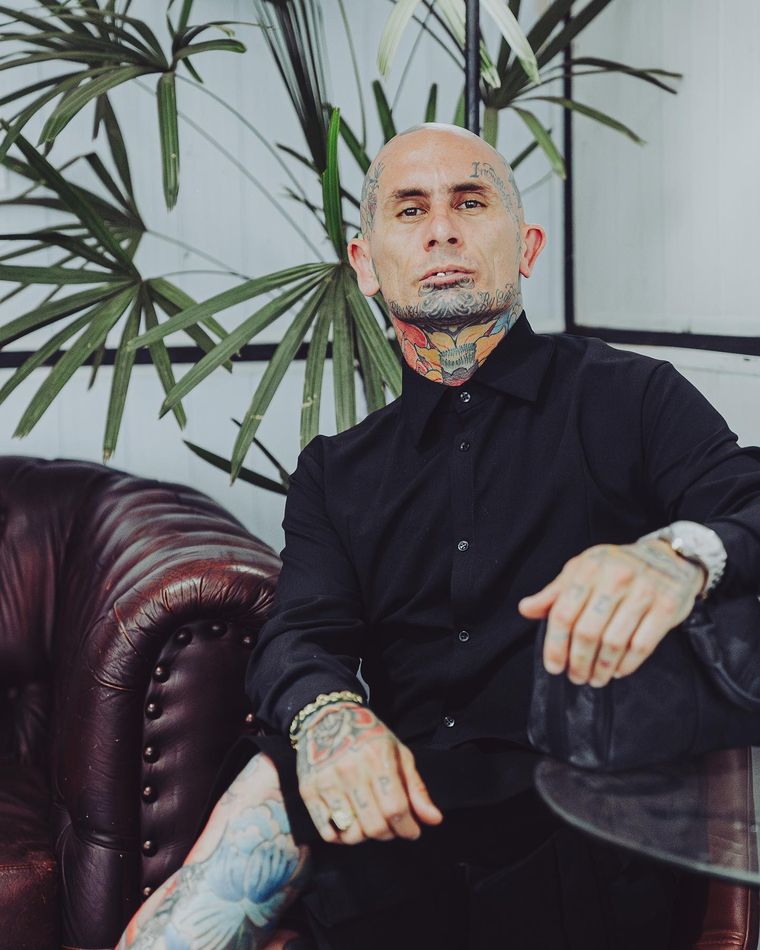 Filoso, el líder de Ke personajes arremetió contra Tinelli en un programa de la televisión peruana. Foto: ig: @emanuelnoir