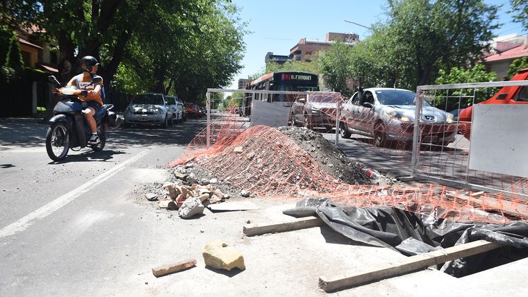 Continúan las obras en distintas zonas de la Ciudad de Mendoza. Continúan las obras en distintas zonas de la Ciudad de Mendoza.