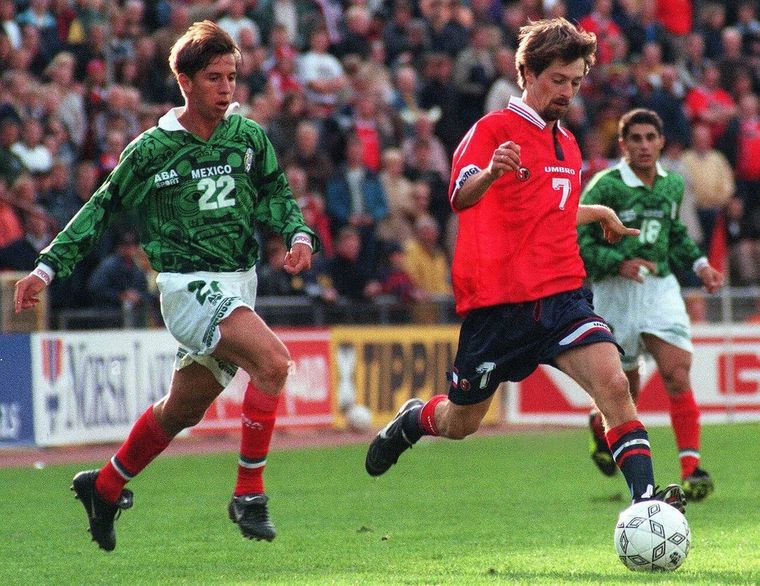 Noruega enfrentó a México en 1998 y lo goleó 5 a 2. Noruega enfrentó a México en 1998 y lo goleó 5 a 2.